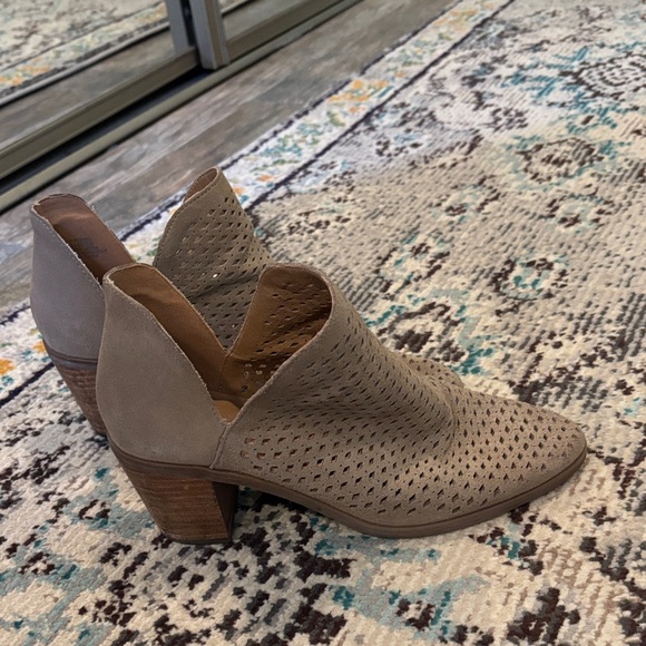 Lucky Brand Taupe Perforated Ankle Booties - Picture 1 of 3
